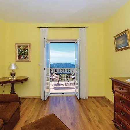 Apartment Meskal A2 *