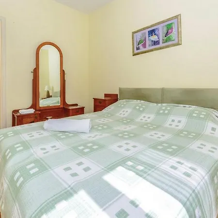 Apartment Meskal A2 *